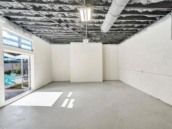 1731 NE 171st St, North Miami Beach FL 33162