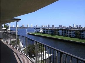 104 S Paradise Blvd 507, North Palm Beach FL 33408