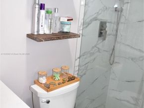 7070 NW 21st St, Sunrise FL 33313