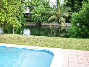 7070 NW 21st St, Sunrise FL 33313