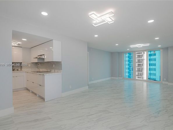 3180 S Ocean Dr 706, Hallandale Beach FL 33009