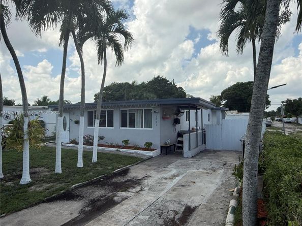 3051 NW 95th Ter, Miami FL 33147