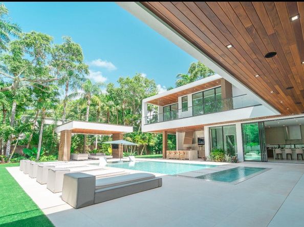 2910 Emathla St, Miami FL 33133