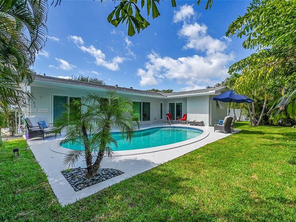 2133 NE 63rd Ct, Fort Lauderdale FL 33308