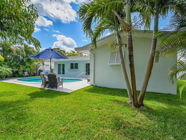 2133 NE 63rd Ct, Fort Lauderdale FL 33308