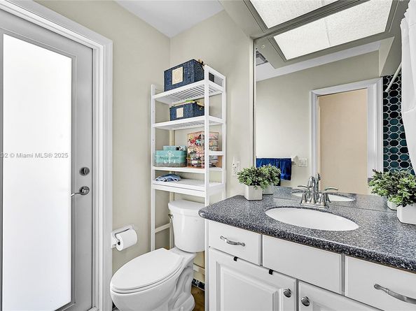 2133 NE 63rd Ct, Fort Lauderdale FL 33308