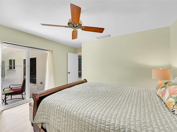 2133 NE 63rd Ct, Fort Lauderdale FL 33308