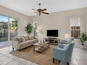 14125 S Cypress Cove Cir, Davie FL 33325