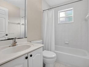 14125 S Cypress Cove Cir, Davie FL 33325