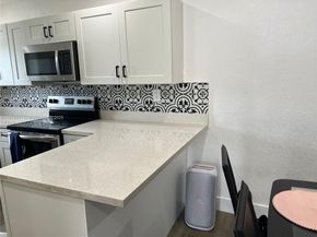 5724 SW 18th St, West Park FL 33023