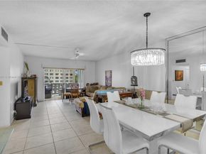 4350 Hillcrest Dr 314, Hollywood FL 33021