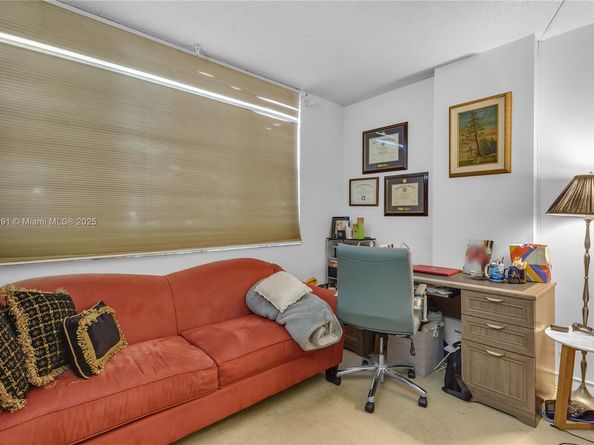 4350 Hillcrest Dr 314, Hollywood FL 33021
