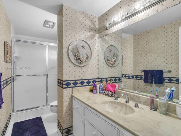 4350 Hillcrest Dr 314, Hollywood FL 33021