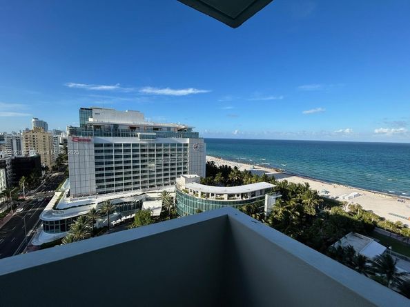 2899 Collins Ave 1717, Miami Beach FL 33140