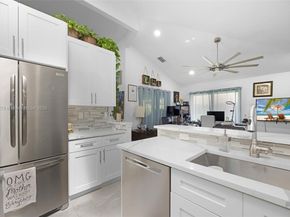 12714 NW 19th Mnr, Coral Springs FL 33071