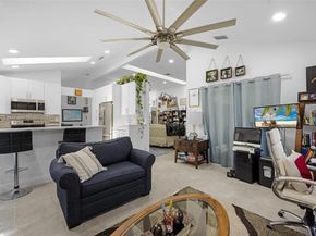 12714 NW 19th Mnr, Coral Springs FL 33071