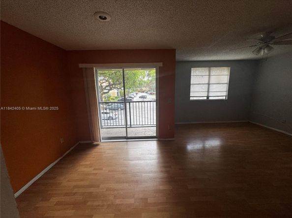 1227 SW 46th Ave 314, Pompano Beach FL 33069