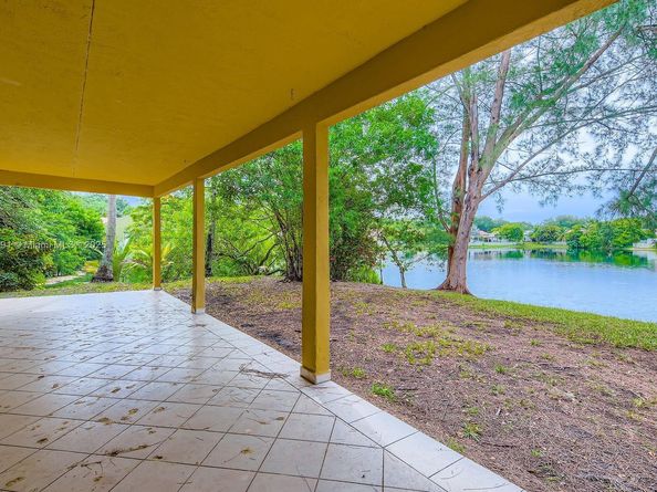 12700 SW 18th St, Miramar FL 33027
