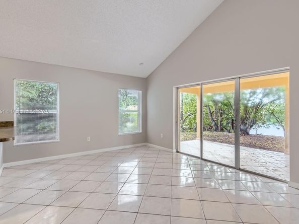 12700 SW 18th St, Miramar FL 33027
