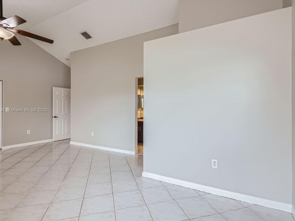 12700 SW 18th St, Miramar FL 33027