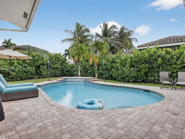 1488 Lantana Ct, Weston FL 33326