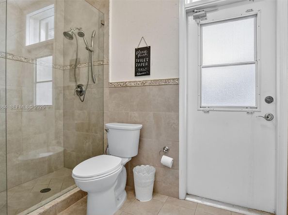 1488 Lantana Ct, Weston FL 33326