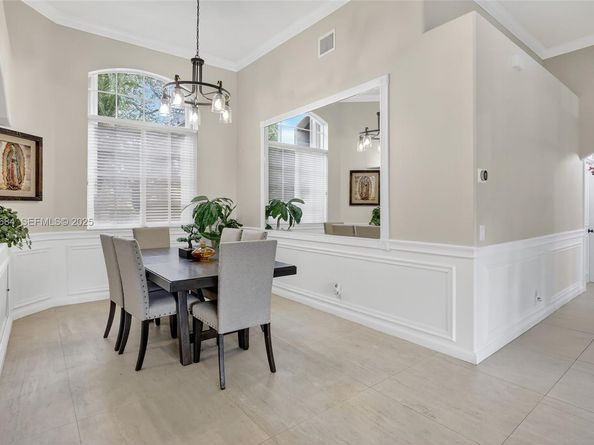 1488 Lantana Ct, Weston FL 33326