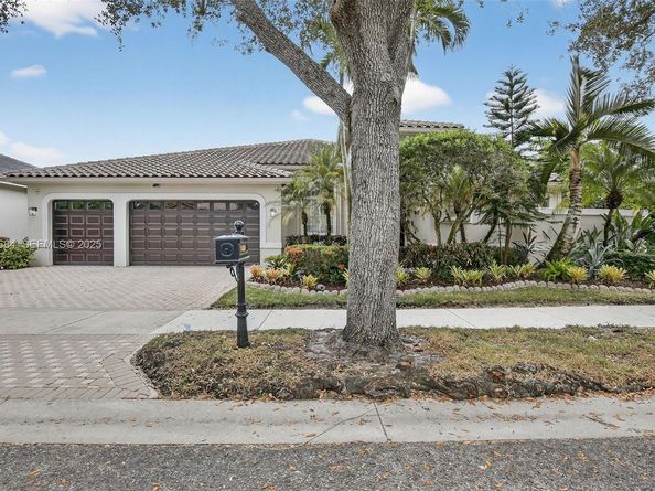 1488 Lantana Ct, Weston FL 33326