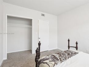 7975 Crespi Blvd, Unit 2, Miami Beach FL 33141