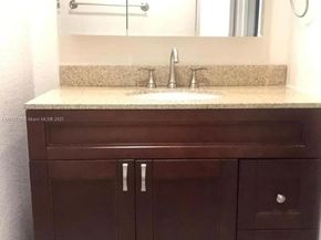 763 S Wind Cir, Sunrise FL 33326