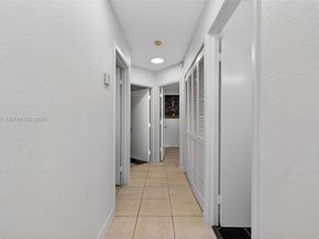 9756 SW 222nd St, Cutler Bay FL 33190