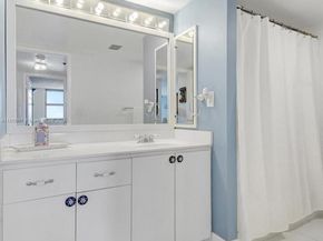 210 174th St 2212, Sunny Isles Beach FL 33160