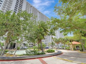 210 174th St 2212, Sunny Isles Beach FL 33160