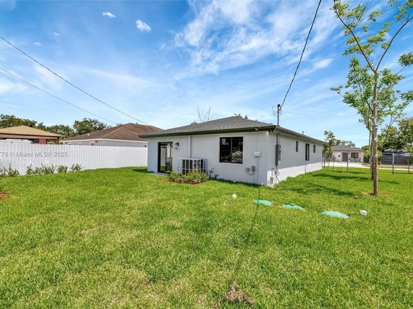 2411 NW 153 St, Miami Gardens FL 33054