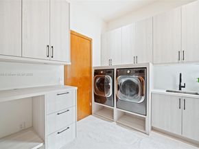 7775 SW 72nd Ave, Miami FL 33143