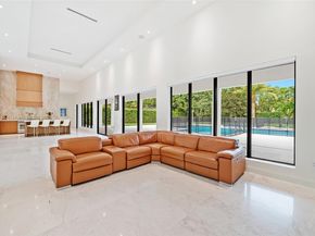 7775 SW 72nd Ave, Miami FL 33143
