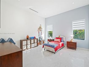 7775 SW 72nd Ave, Miami FL 33143