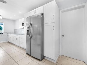 8451 NW 10th St, Pembroke Pines FL 33024