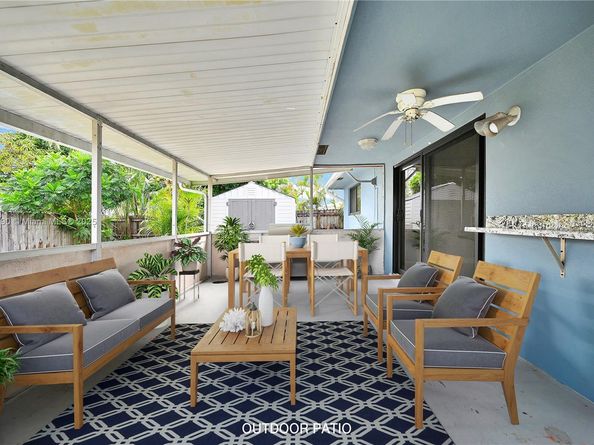 8451 NW 10th St, Pembroke Pines FL 33024