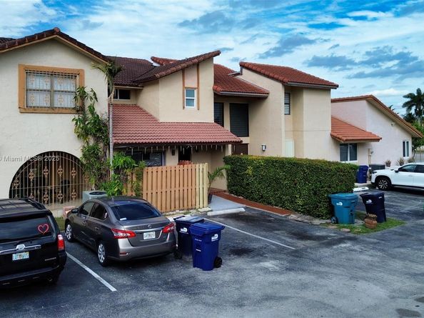 13415 SW 12th Ter, Miami FL 33184
