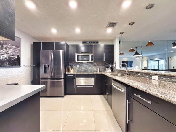 13415 SW 12th Ter, Miami FL 33184