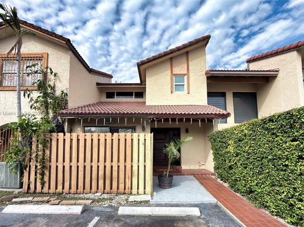 13415 SW 12th Ter, Miami FL 33184