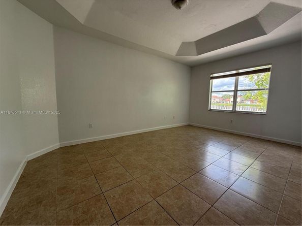 4045 NE 15th St, Homestead FL 33033