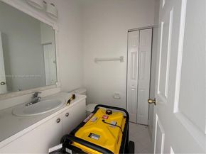 4045 NE 15th St, Homestead FL 33033