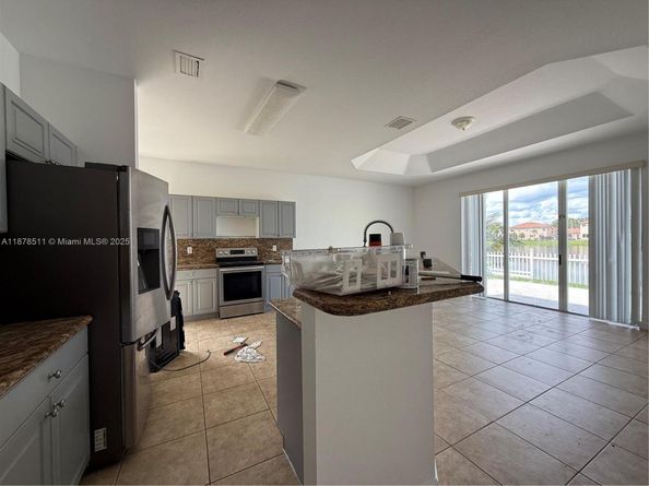 4045 NE 15th St, Homestead FL 33033