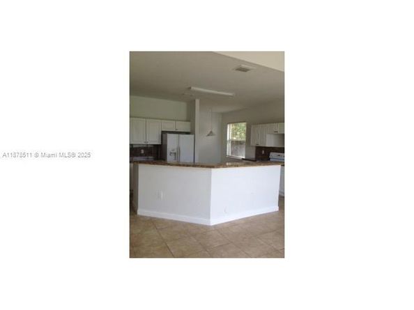 4045 NE 15th St, Homestead FL 33033