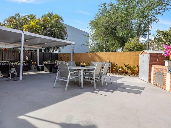 7801 SW 9th Ter, Miami FL 33144