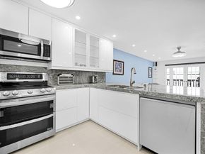 410 SE 2nd St 223, Hallandale Beach FL 33009