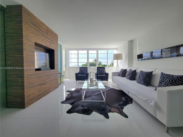 1670 Lincoln Ct 3B, Miami Beach FL 33139