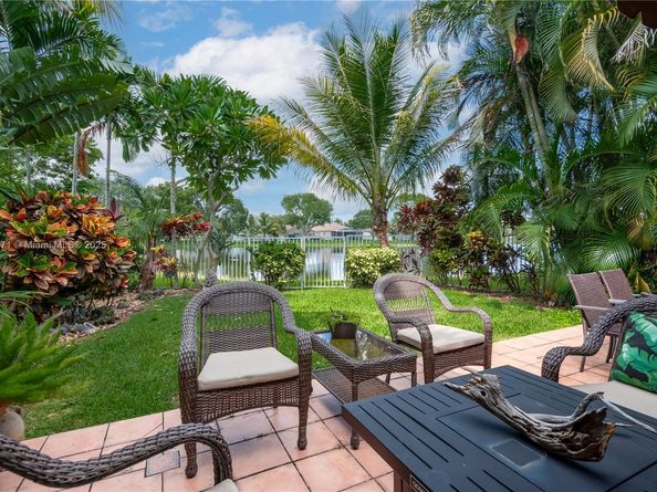 4123 Sapphire Bnd, Weston FL 33331